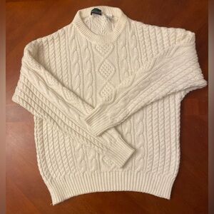 Vintage Grenadier Medium Women’s Sweater Cableknit Crew Neck White